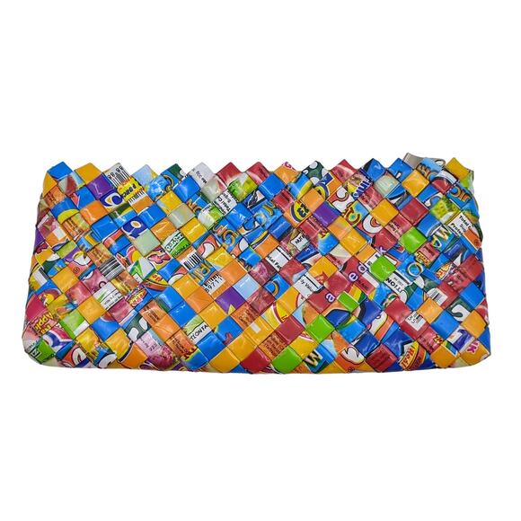 Recycled Plastic Woven Clutch Purse Wrapper Eco-Friendly Handbag 9.5" x 4.5" - Picture 1 of 5